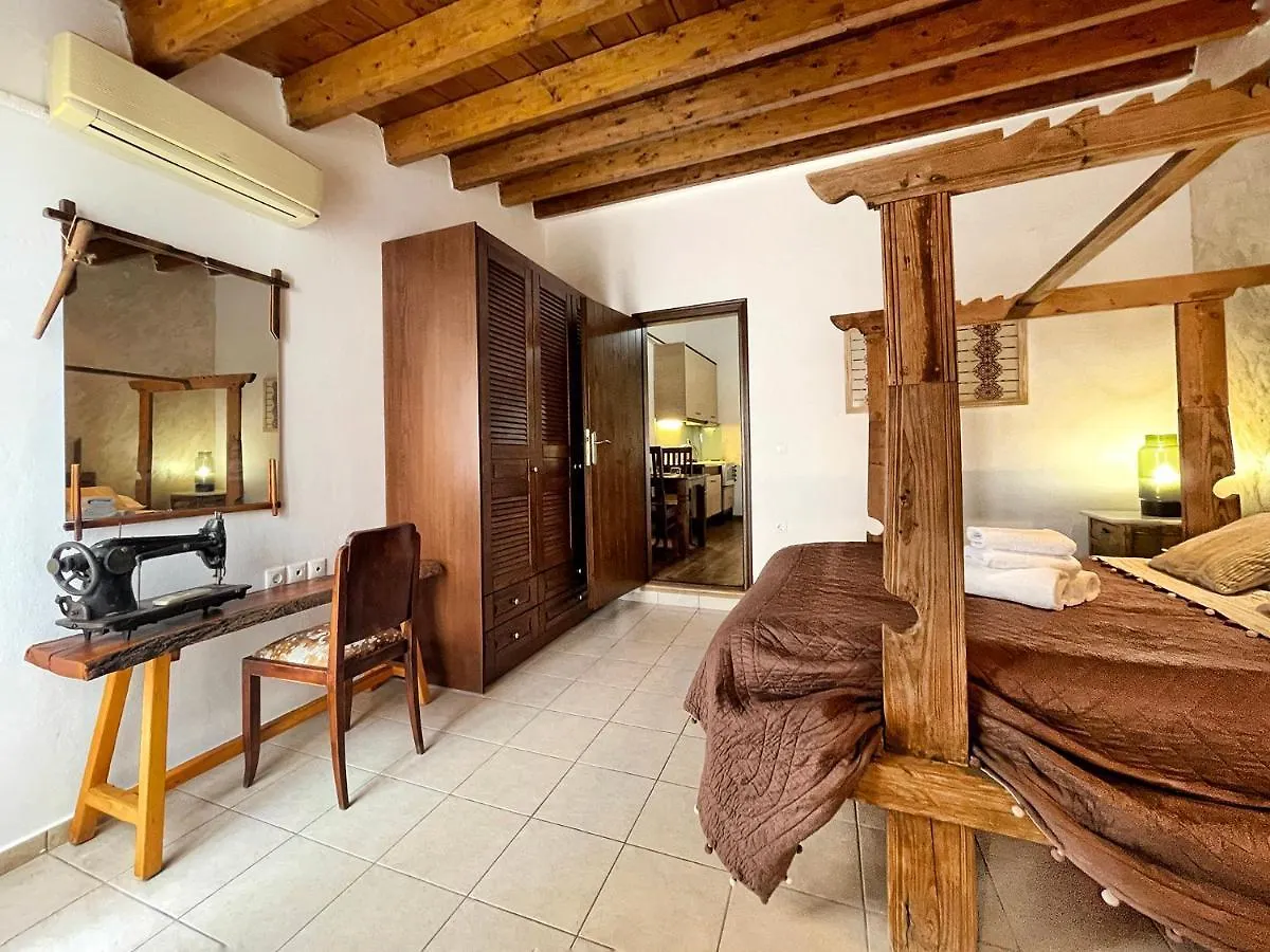 Four Seasons Of Bliss At Sohora Hotel Rethymno  Inn Rethymno (Crete)