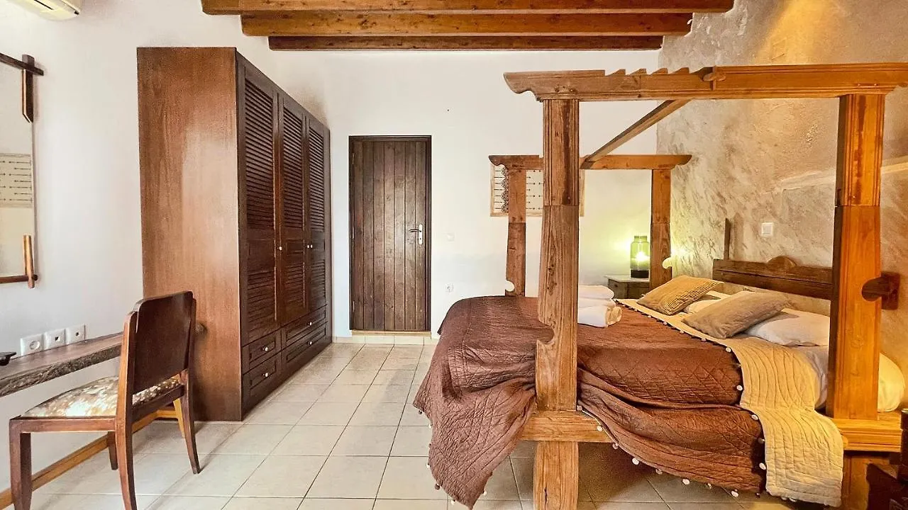 Inn Four Seasons Of Bliss At Sohora Hotel Rethymno  Greece