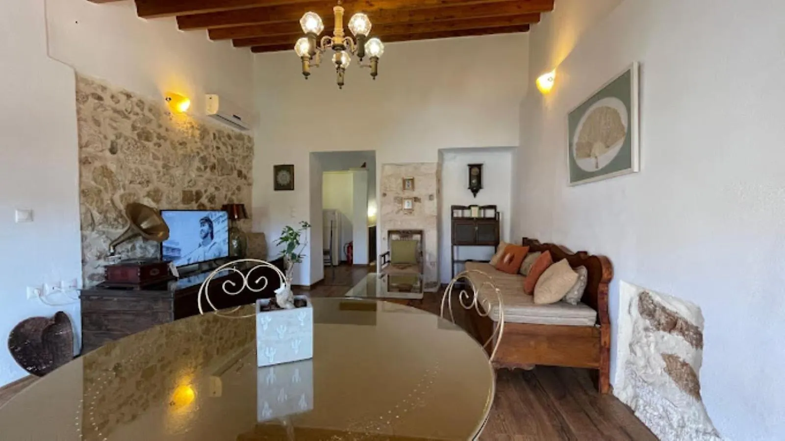 Four Seasons Of Bliss At Sohora Hotel Rethymno  Inn Rethymno (Crete)